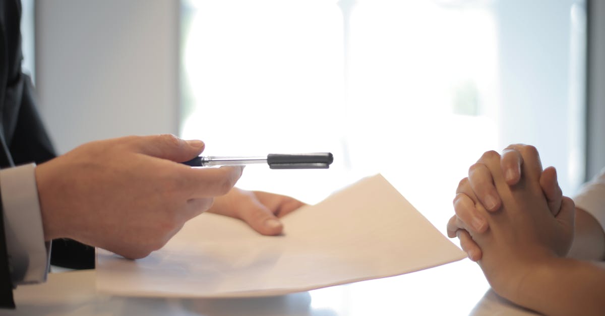 assurance invalidité : protégez-vous financièrement en cas d'incapacité de travail due à une invalidité avec notre assurance invalidité.